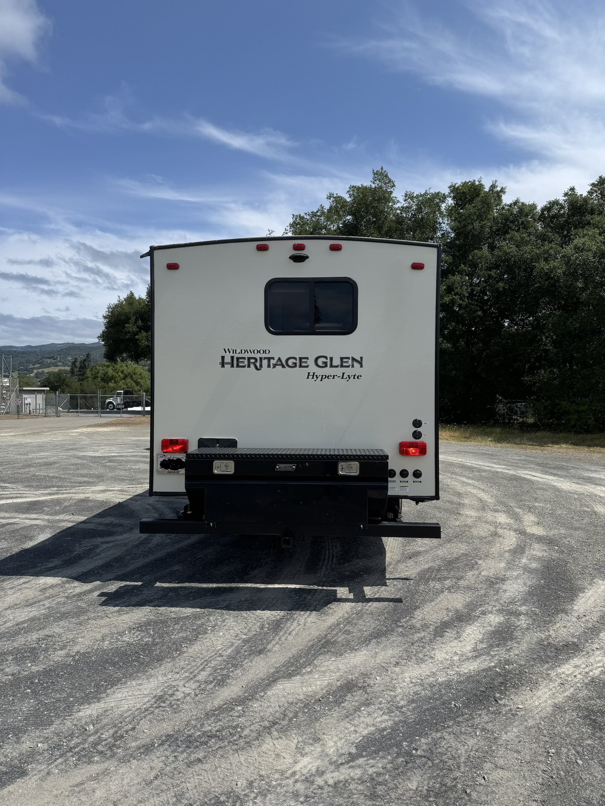2019 Forest River WILDWOOD HERITAGE GLEN HYPER-LYTE 22RBHL in cloverdale CA