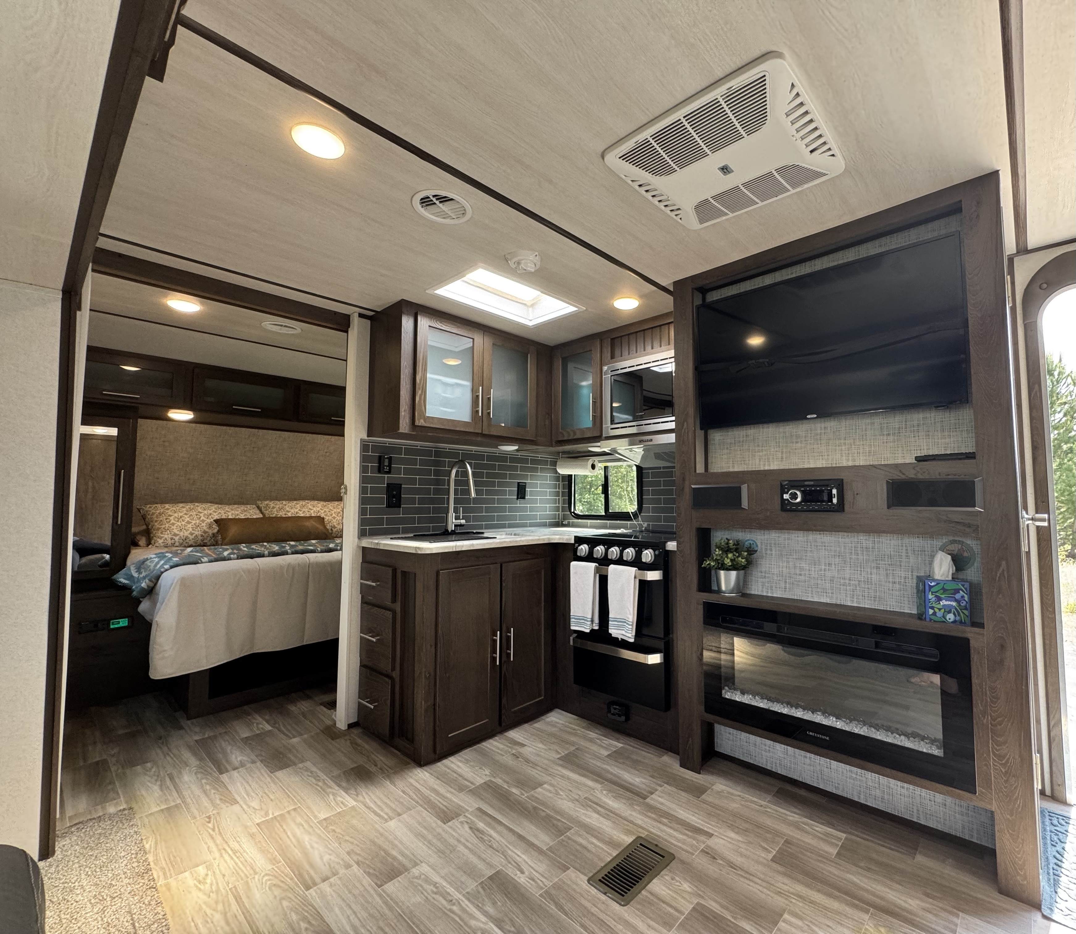 2019 Forest River WILDWOOD HERITAGE GLEN HYPER-LYTE 22RBHL RV