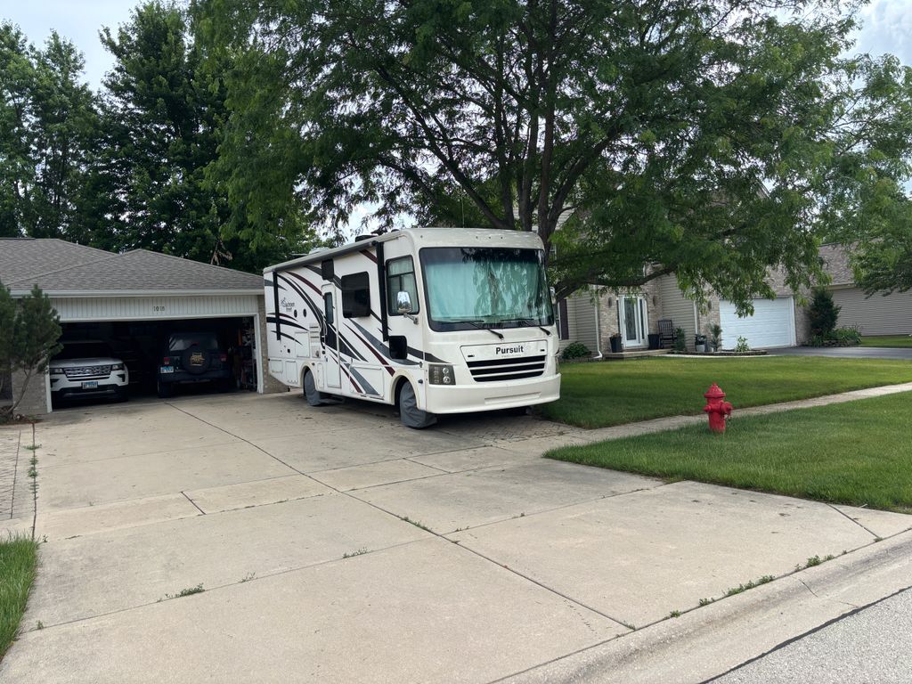 2018 Coachmen Pursuit Precision 27DSP in yorkville IL