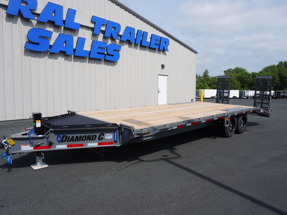 2026 Diamond C Trailers DEC207 24ft in Jordan, MN