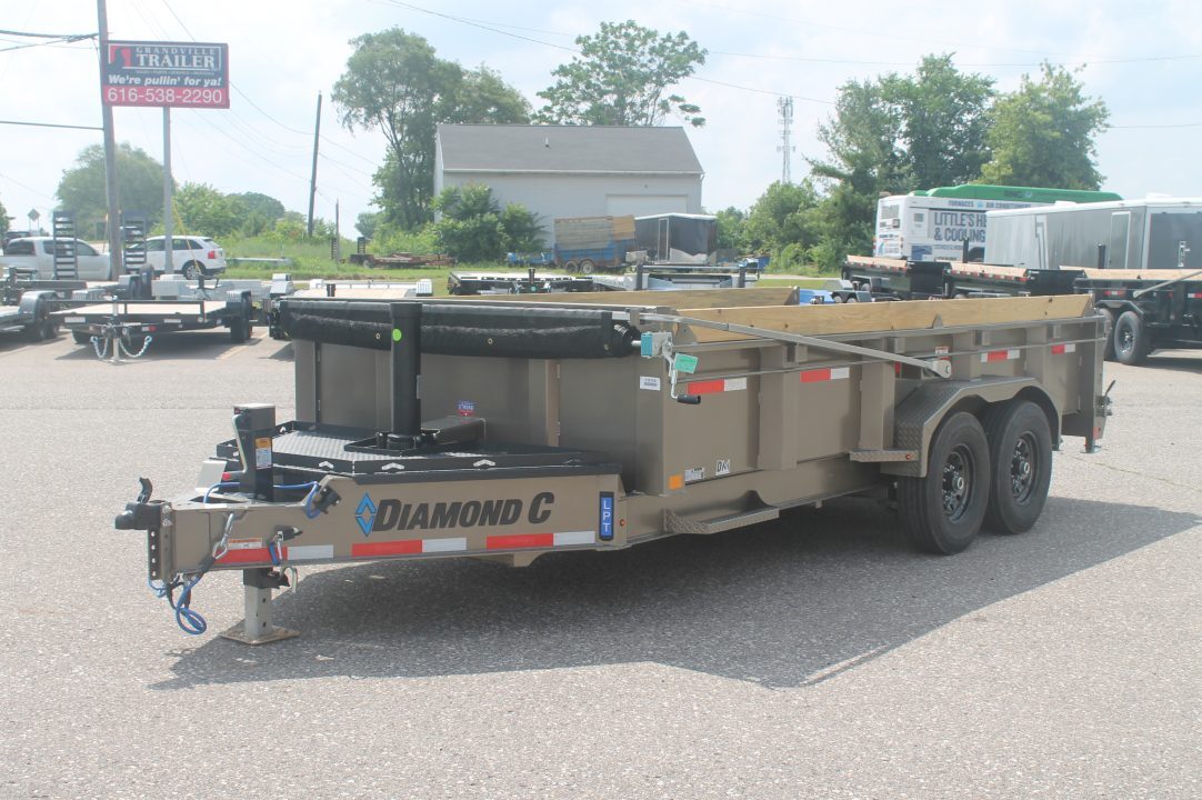 2026 DIAMOND C LPT207 16x82 in Grandville, MI