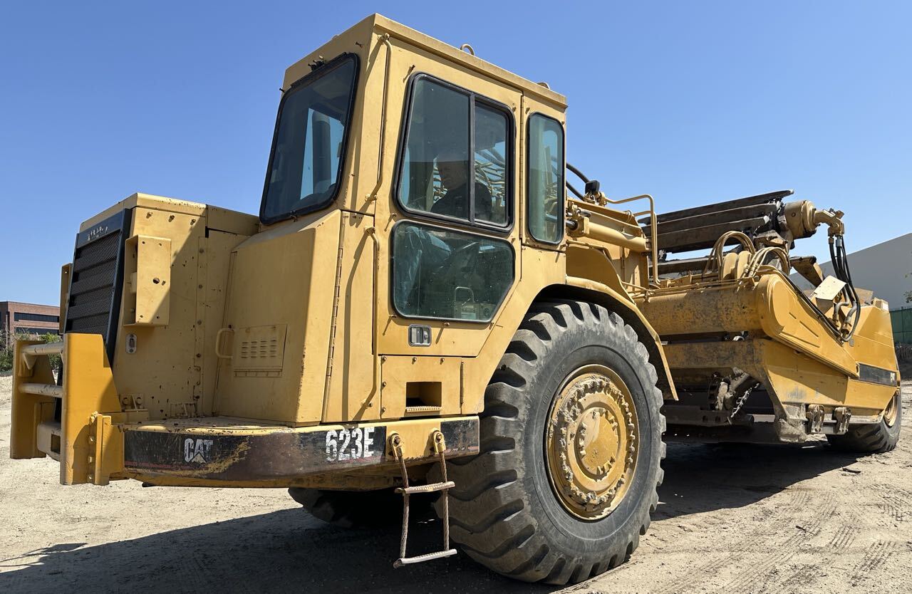 1993 CATERPILLAR 623E in San Diego, CA