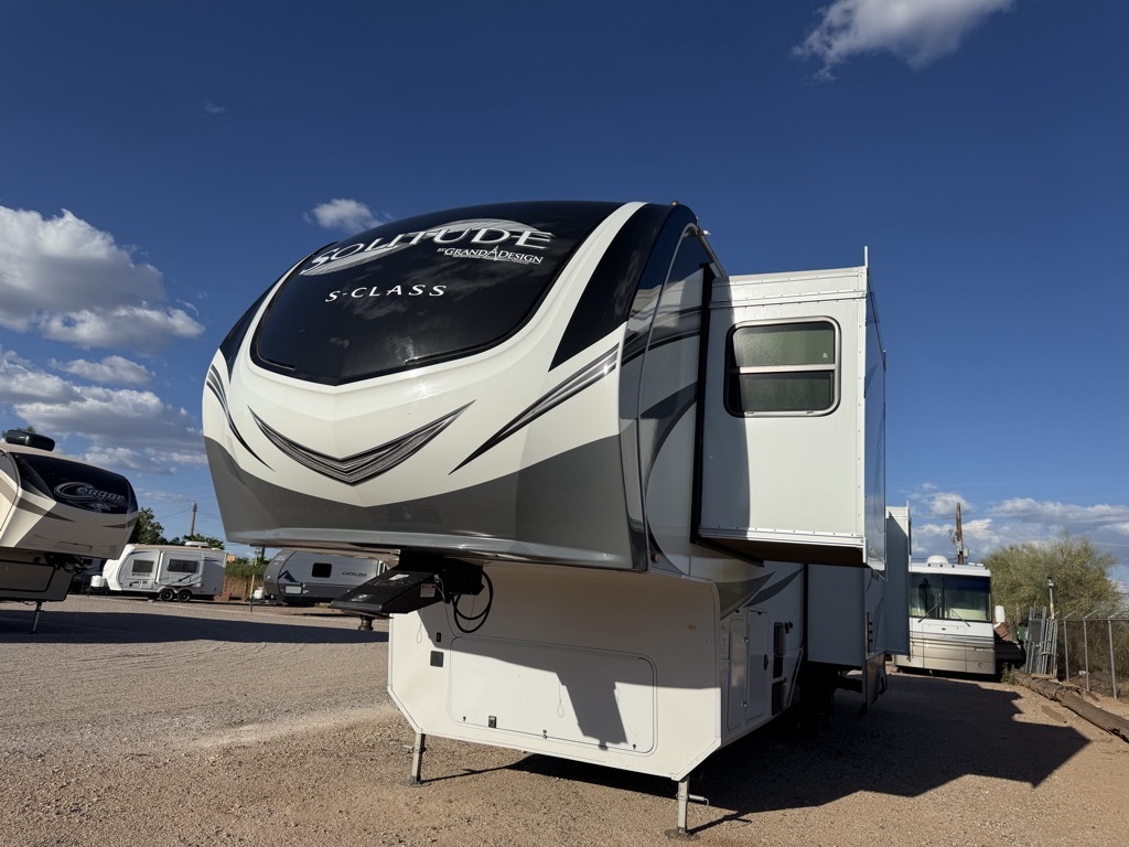 2021 Grand Design SOLITUDE S-CLASS 3704BH in tucson AZ