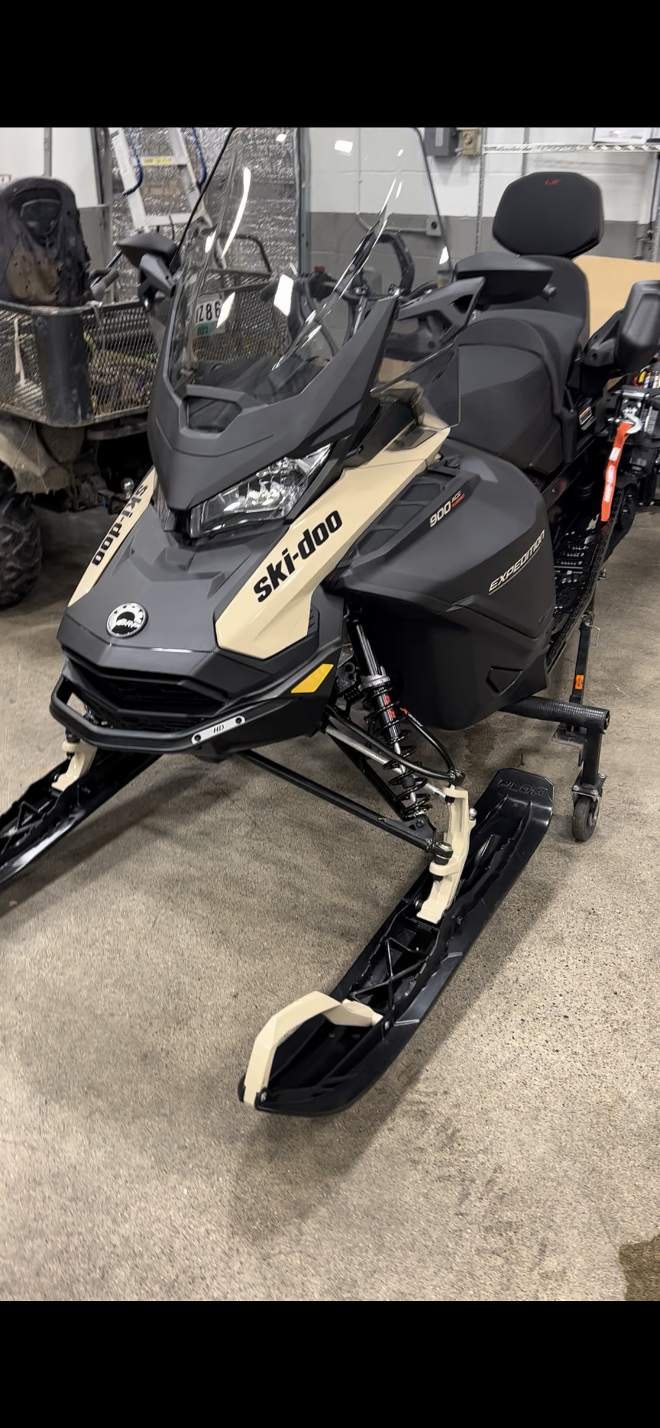 2023 Ski-Doo EXPEDITION LE 900 ACE TURBO Snowmobile snowmobile