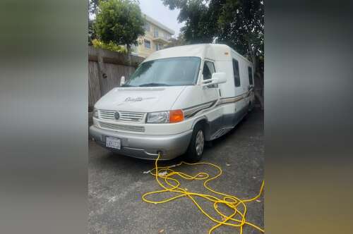 2001 Winnebago Rialta 22HD in pacifica CA