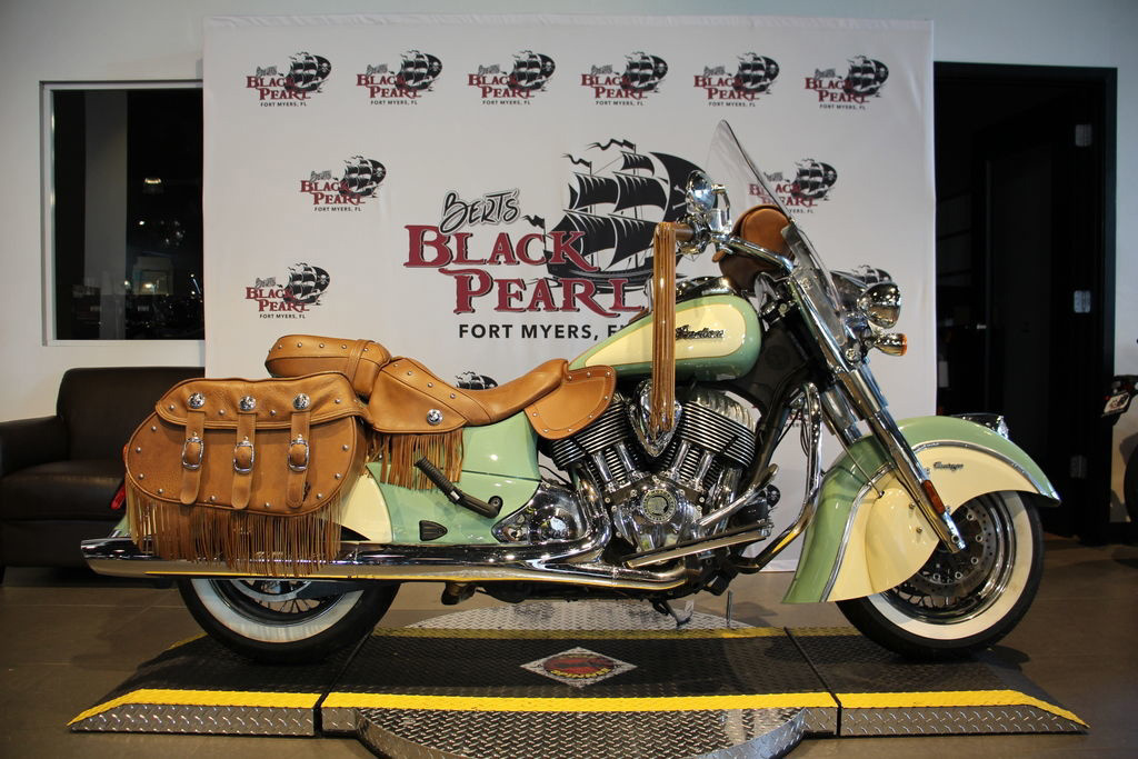 2015 Indian Chief Vintage Willow GreenIvory Cream VINTAGE in Fort Myers, FL