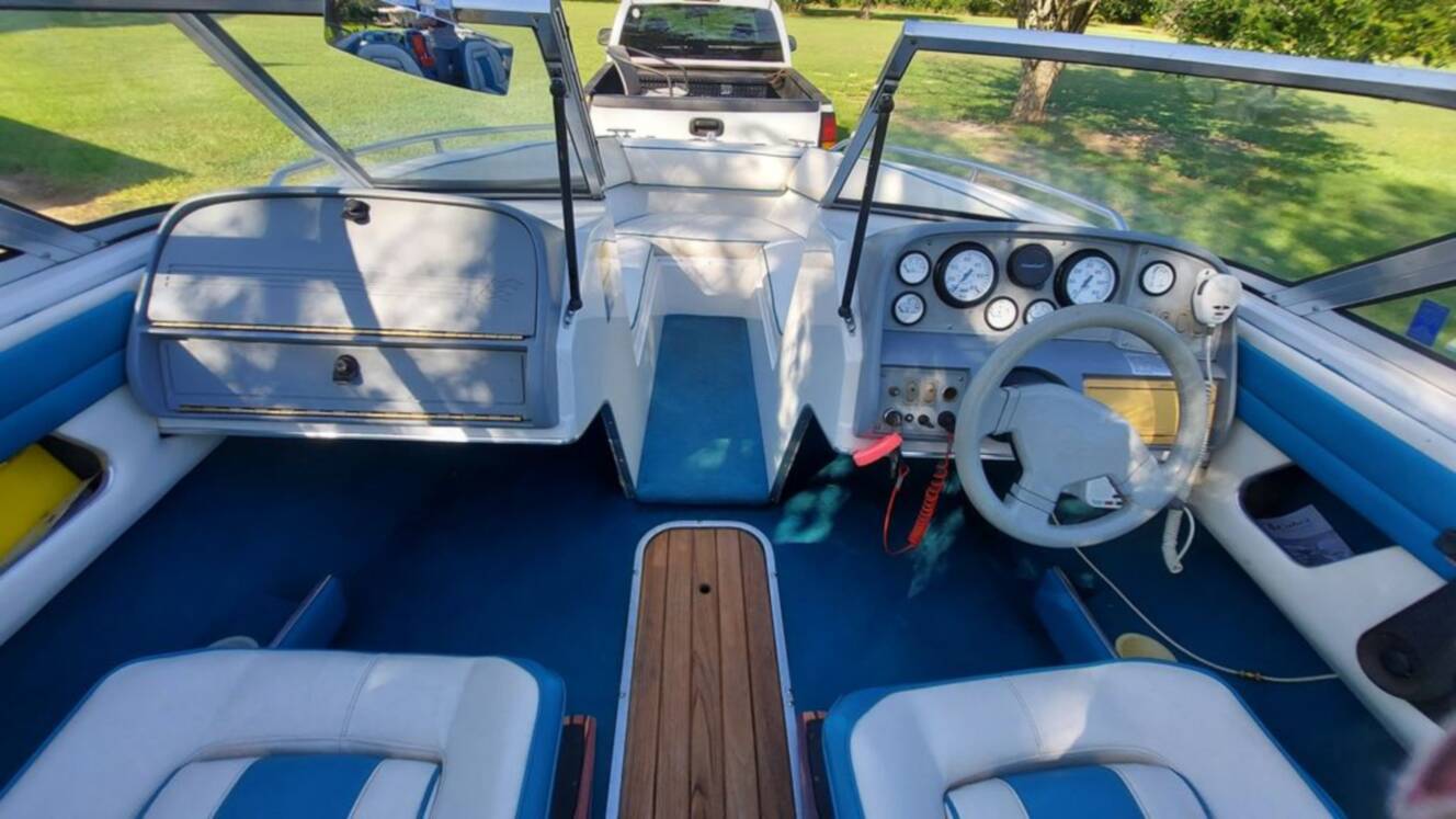 A photo of this 1992 Four Winns 190 Horizon