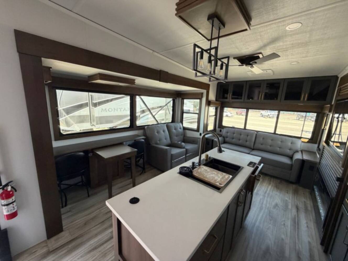 A photo of this 2026 Keystone Montana High Country 290RL