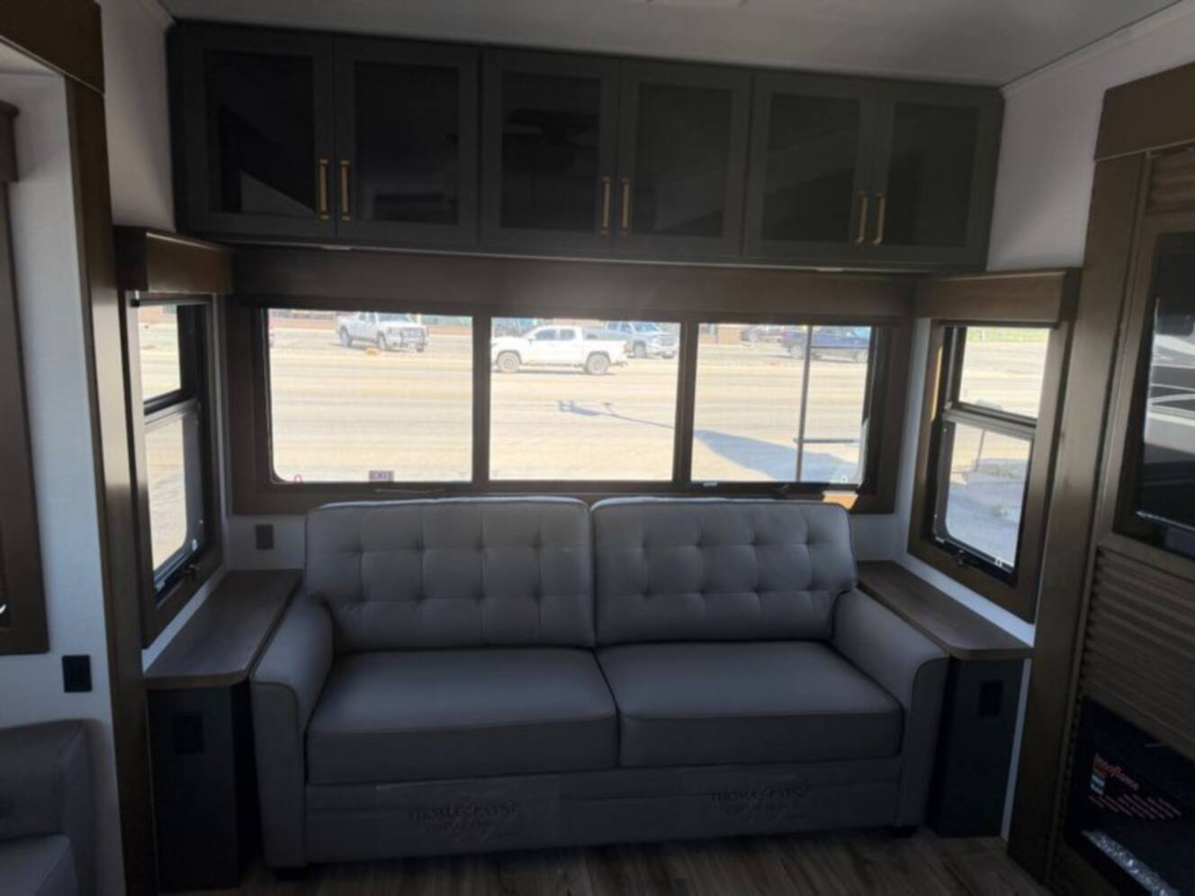 A photo of this 2026 Keystone Montana High Country 290RL