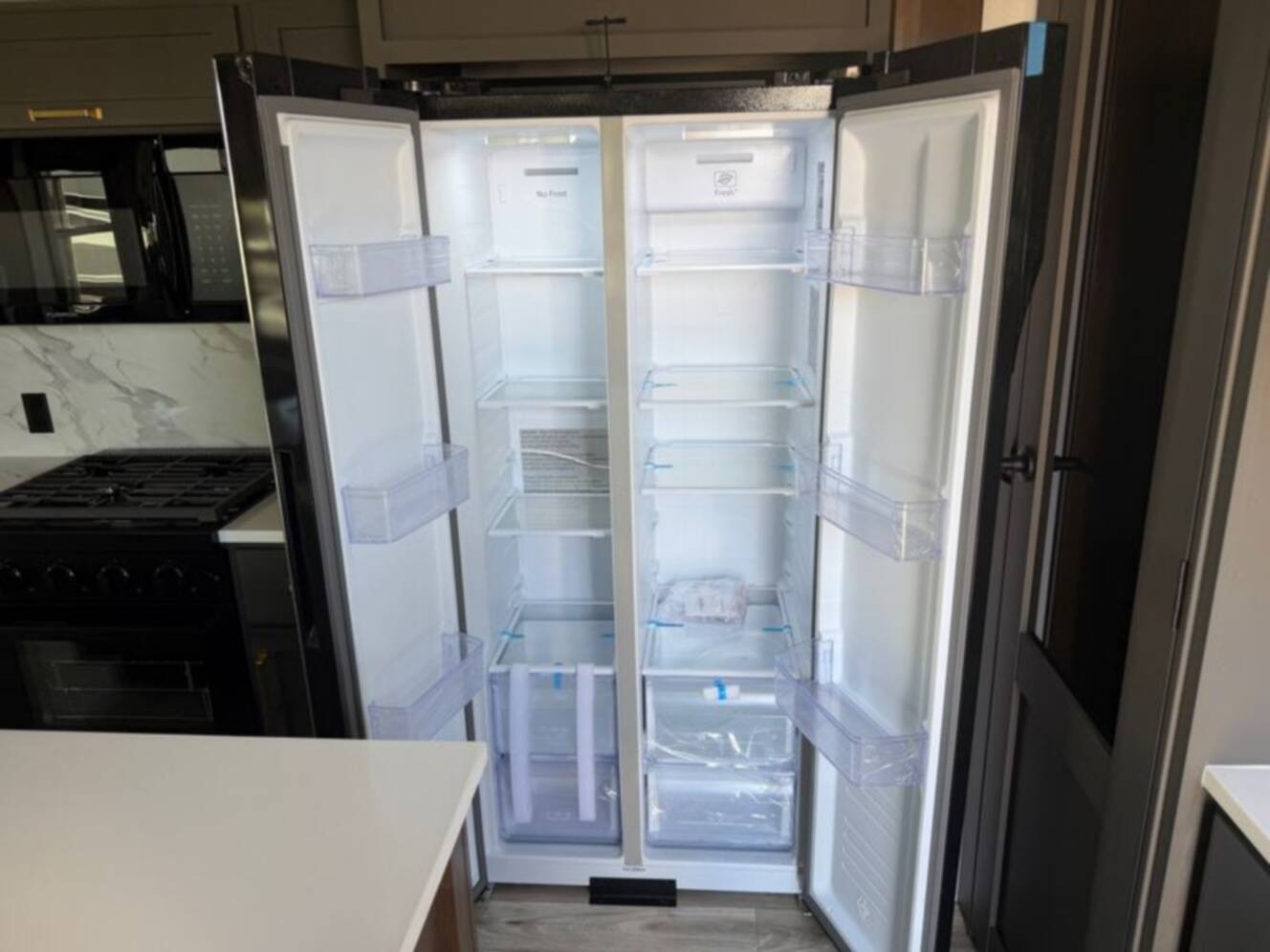 A photo of this 2026 Keystone Montana High Country 290RL