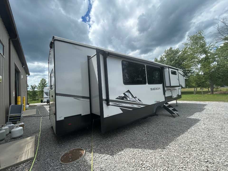 2024 Sierra 3800RK in girard OH