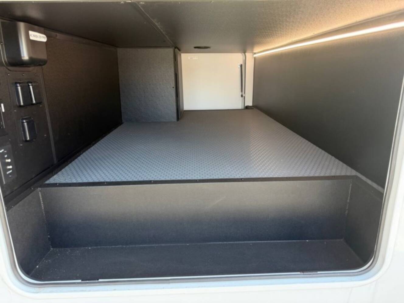 A photo of this 2026 Keystone Montana High Country 290RL
