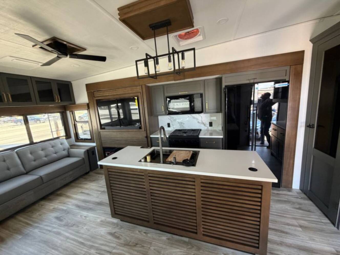 A photo of this 2026 Keystone Montana High Country 290RL