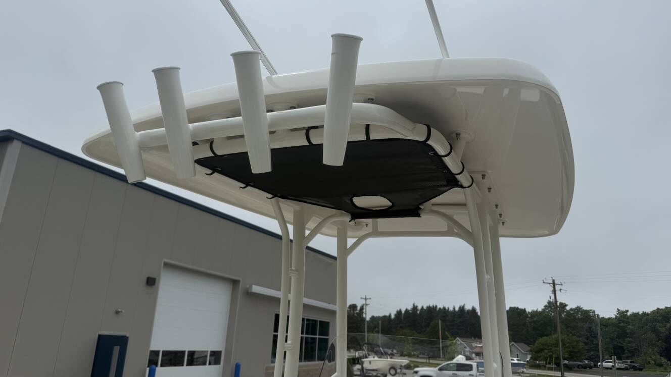A photo of this 2026 Boston Whaler 210 Montauk