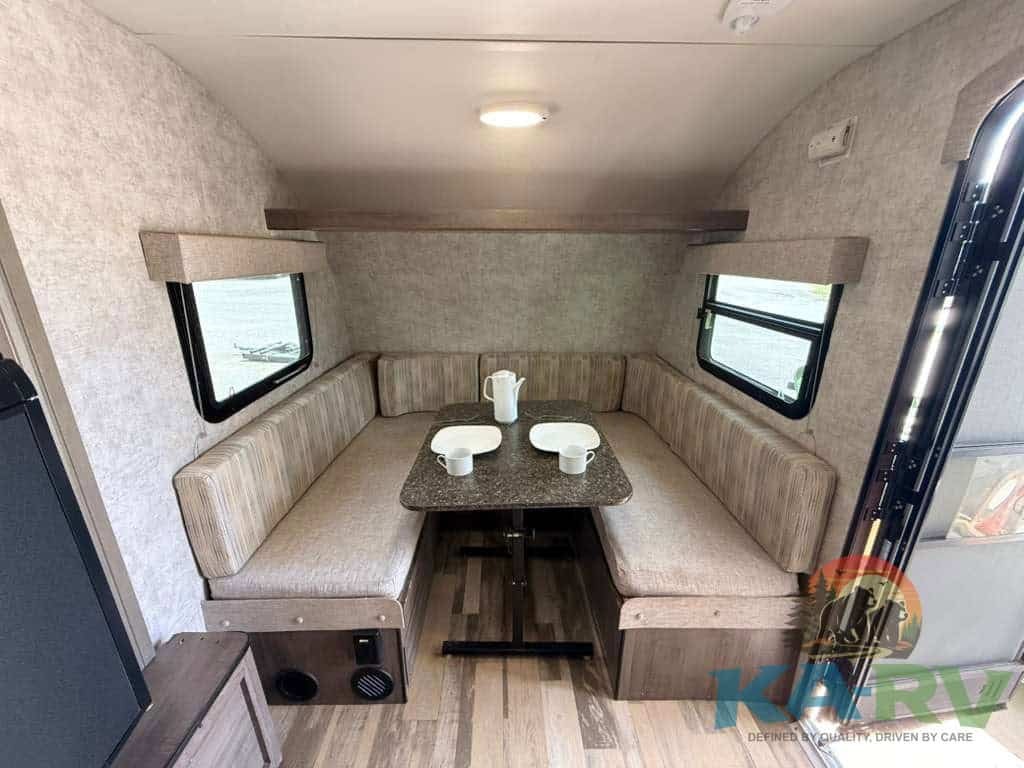 2017 Winnebago Winnie Drop 1780 in