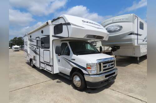 2023 Forest River SUNSEEKER CLASSIC 3270S in spring TX