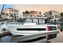 Jeanneau TH33 Preview image