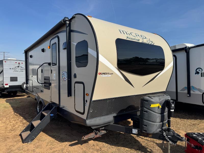 2020 Forest River Flagstaff Micro Lite 25FKS RV