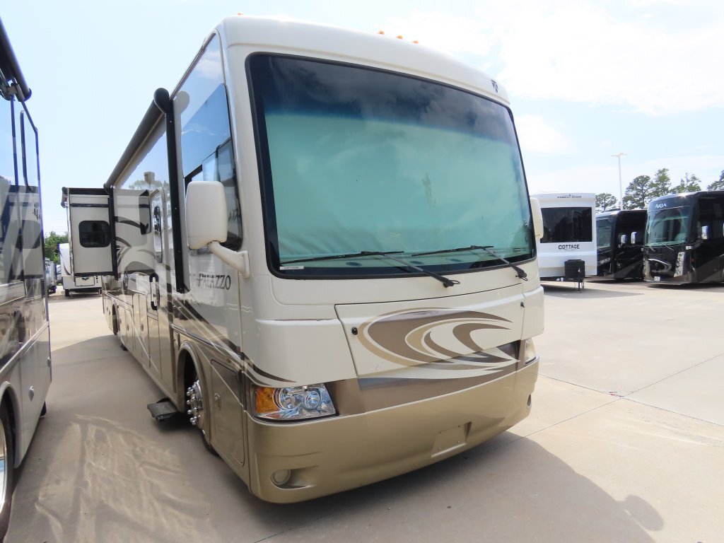 2015 Thor Motor Coach PALAZZO 36.1 in spring TX