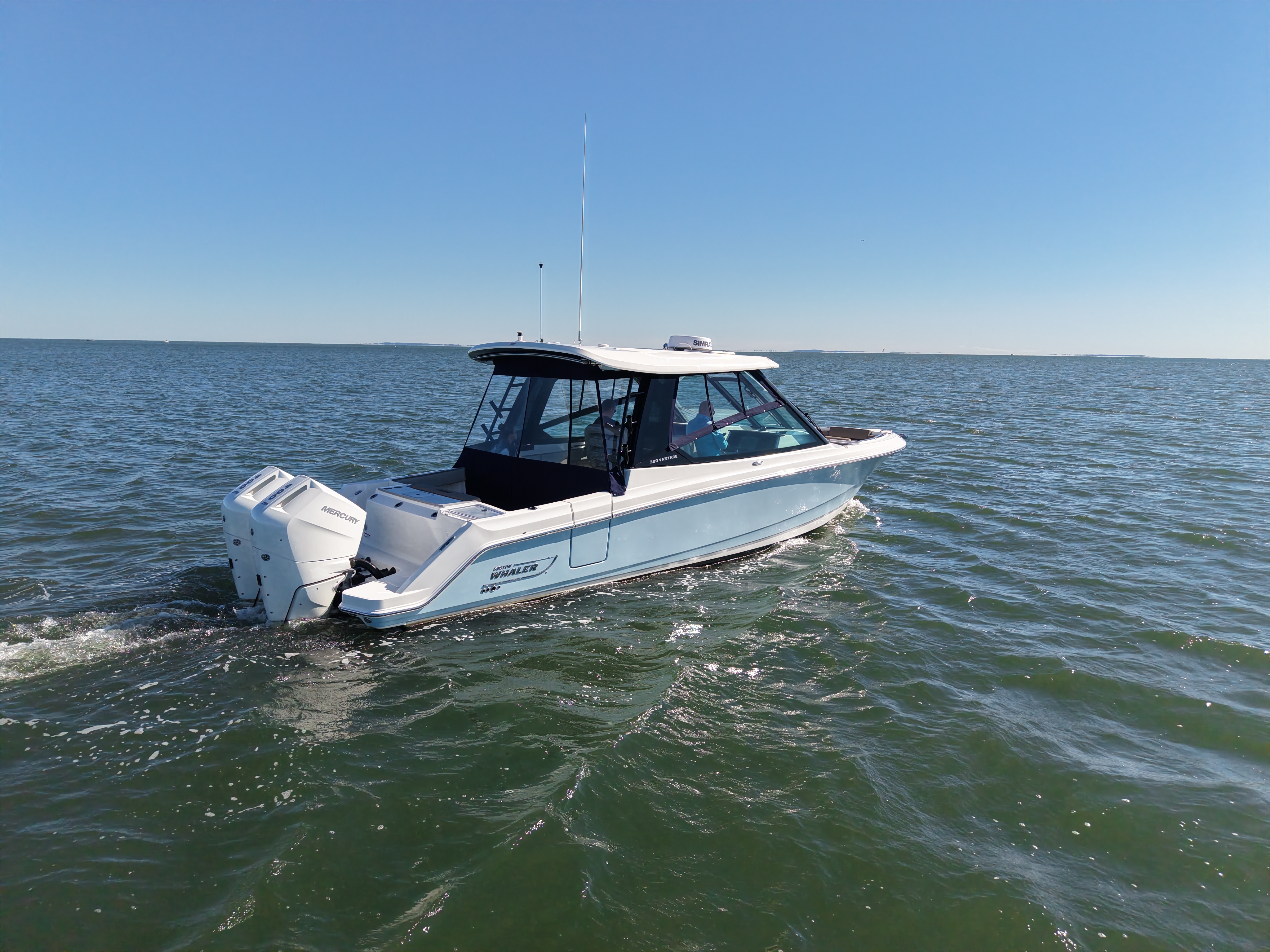 2025 Boston Whaler 330 Vantage 320 in wakefield RI