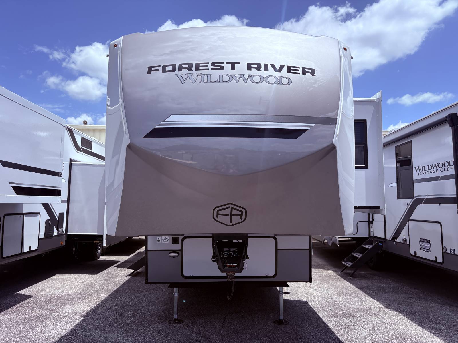2027 Forest River HERITAGE GLEN 376FAM in marietta GA