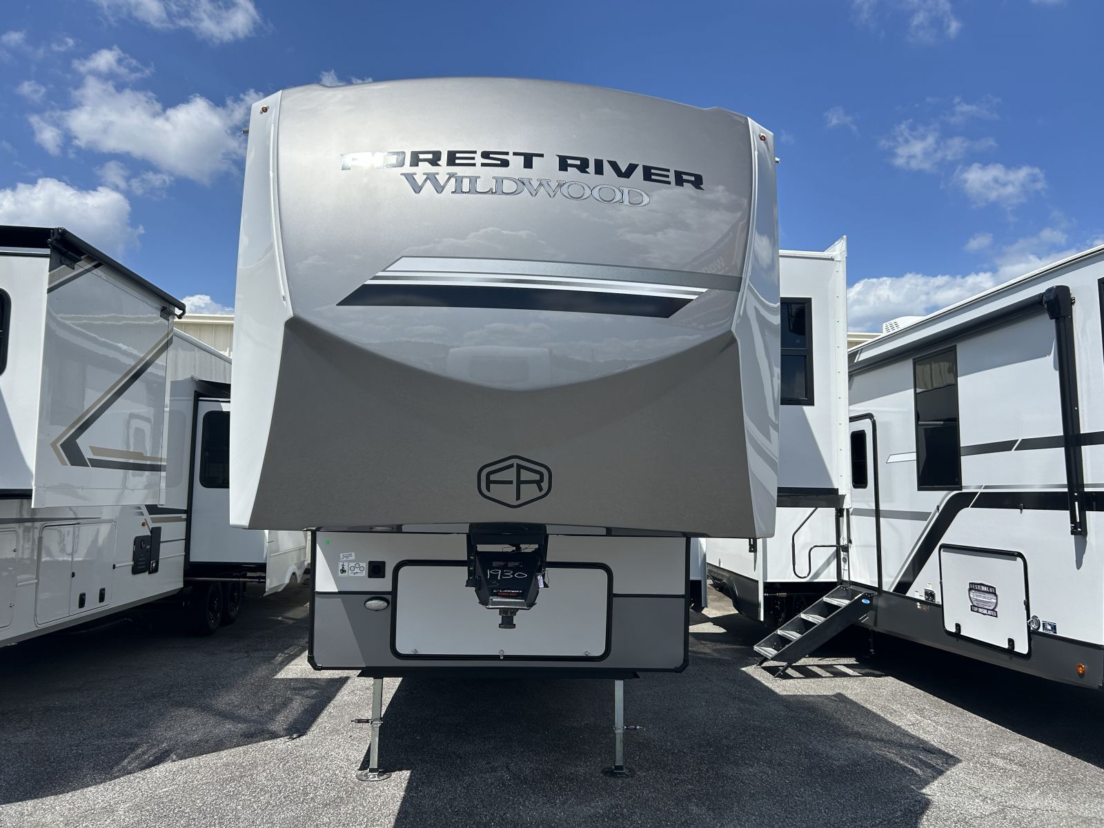 2027 Forest River HERITAGE GLEN 373MBRL in marietta GA