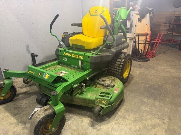 2023 John Deere Z730M in New Philadelphia, OH