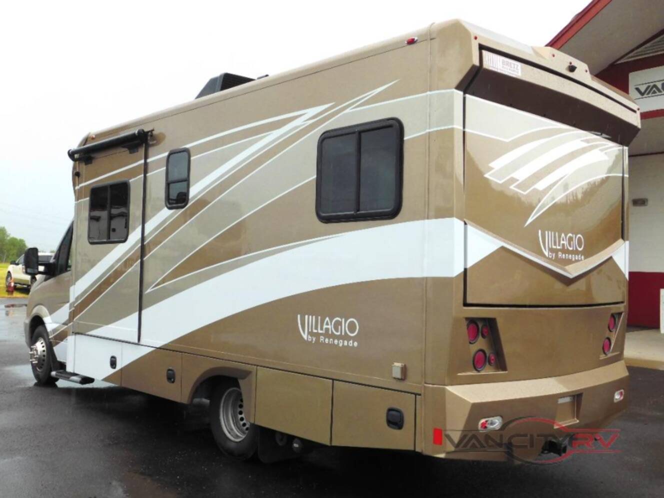 A photo of this 2019 Renegade Villagio 25QRS