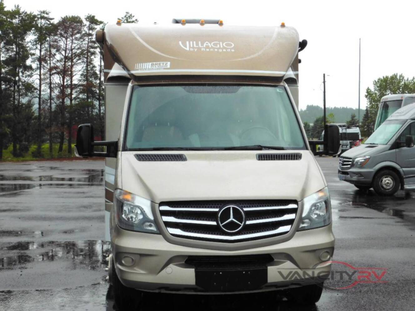 A photo of this 2019 Renegade Villagio 25QRS