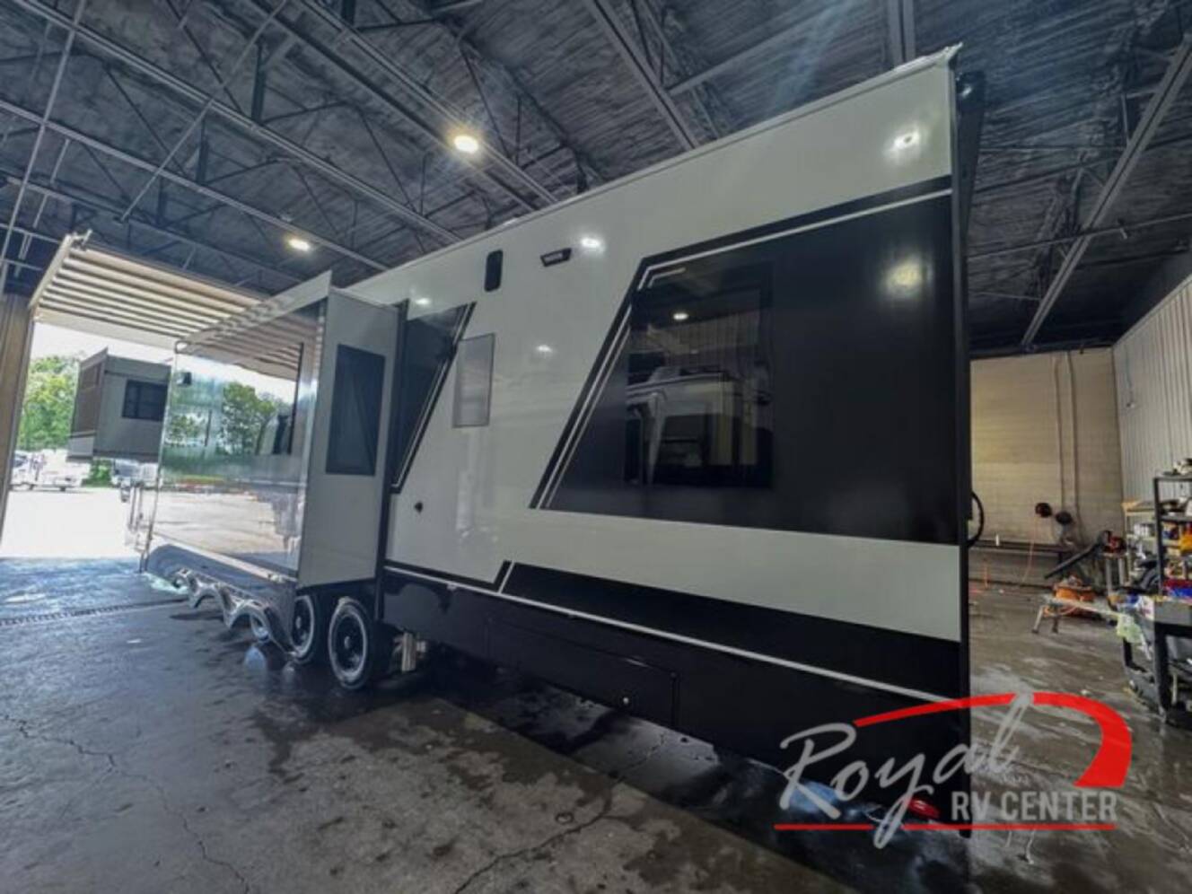 A photo of this 2027 Brinkley Model G 4150