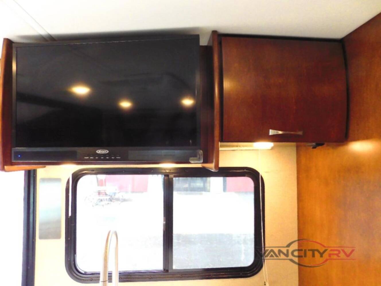 A photo of this 2019 Renegade Villagio 25QRS
