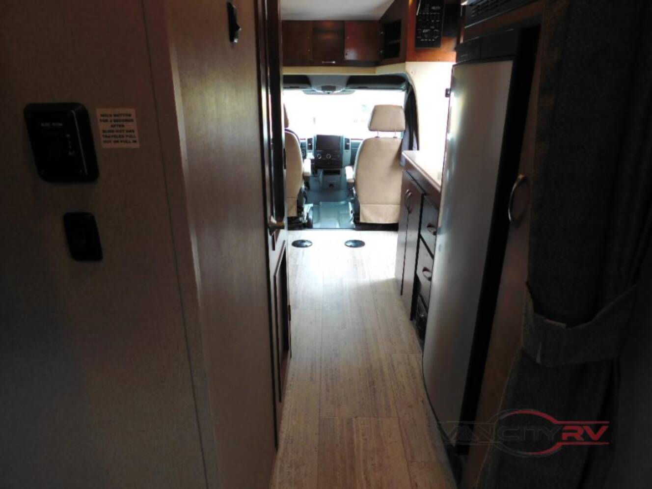 A photo of this 2019 Renegade Villagio 25QRS