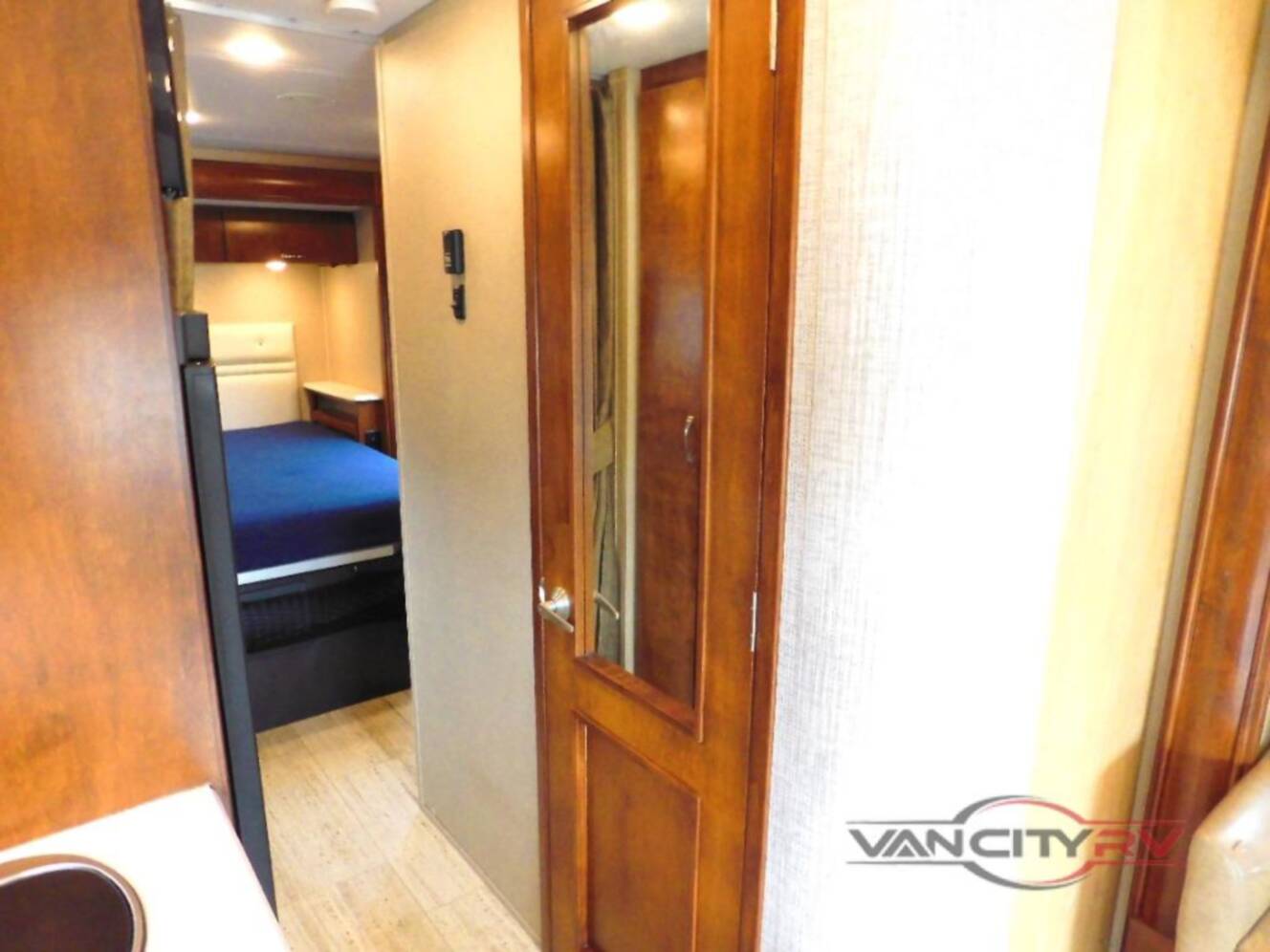 A photo of this 2019 Renegade Villagio 25QRS