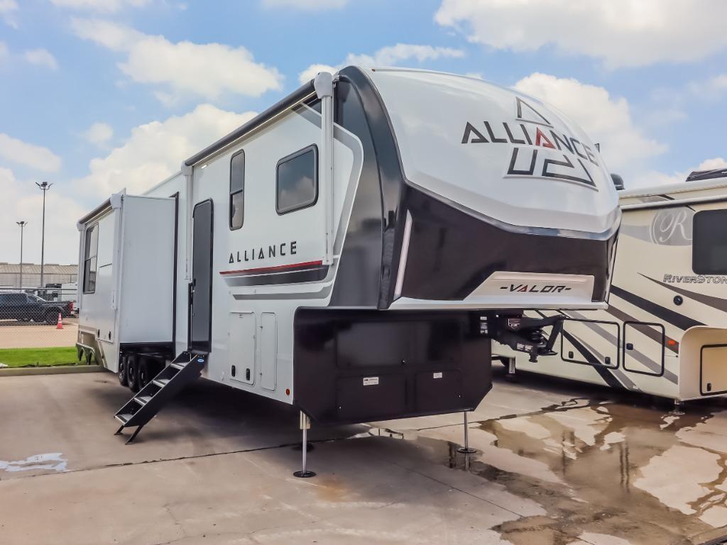 2027 Alliance Rv Valor 41V13 in katy TX
