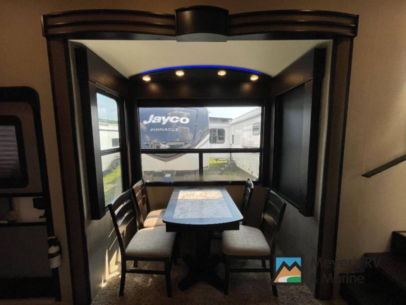 A photo of this 2017 Grand Design Momentum 376TH