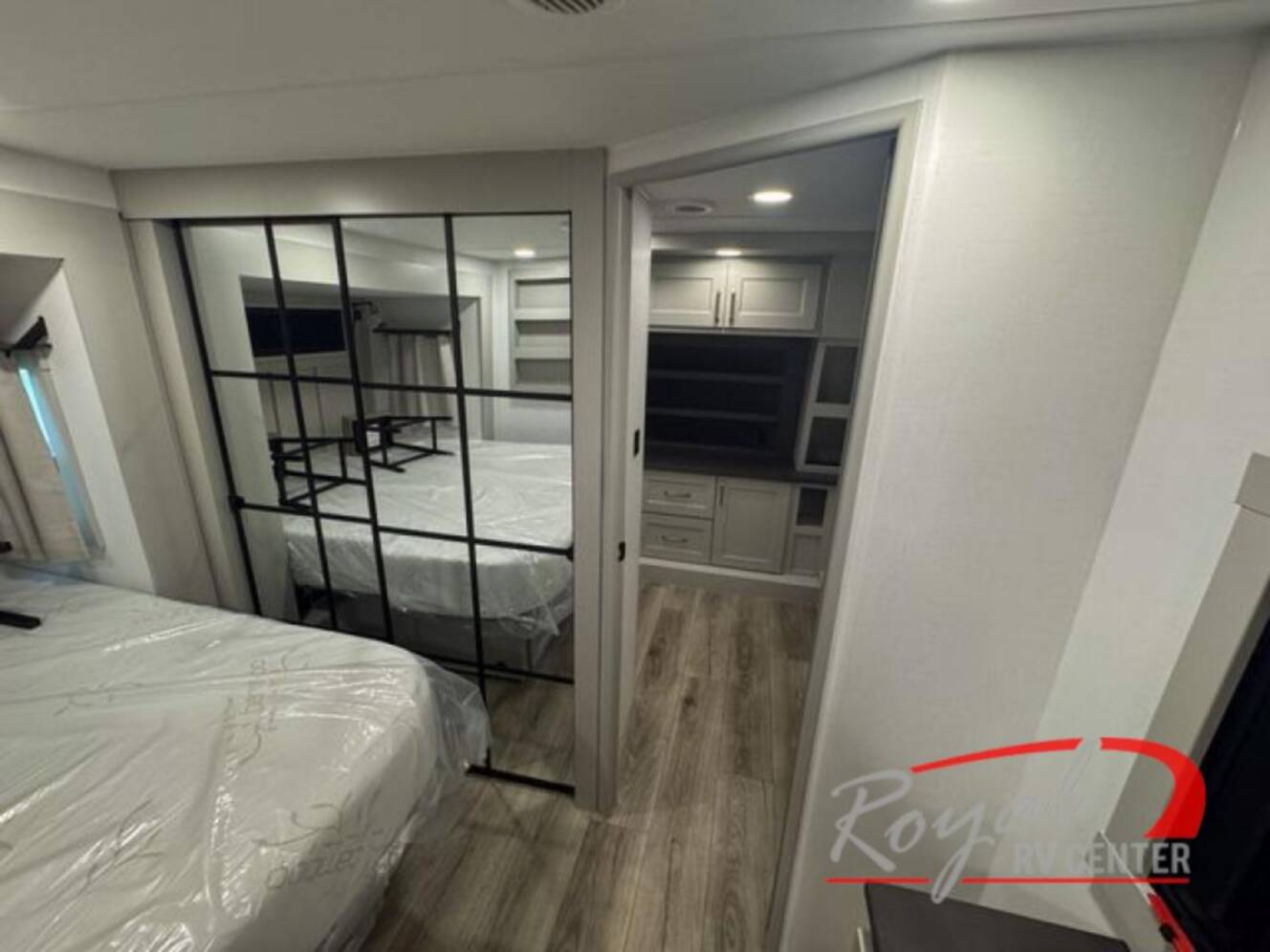 A photo of this 2027 Brinkley Model G 4150