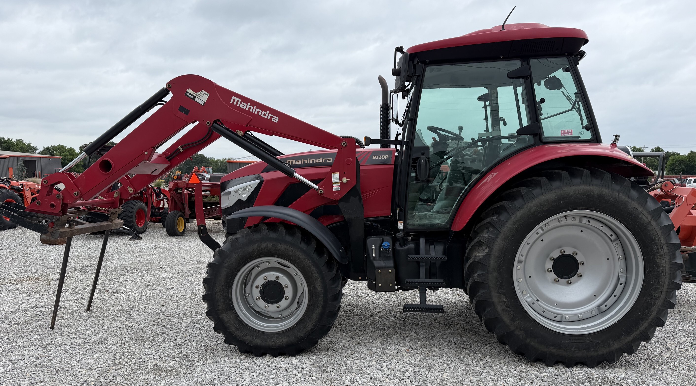 2022 MAHINDRA MAHINDRA in Springdale, AR