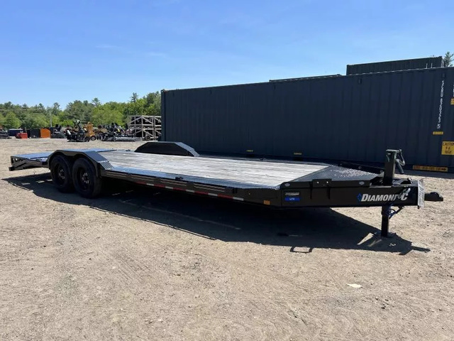 2024 DIAMOND C 8.5x24 18K Low Profile Equipment Trailer w/ X-Ramp in Turner, ME
