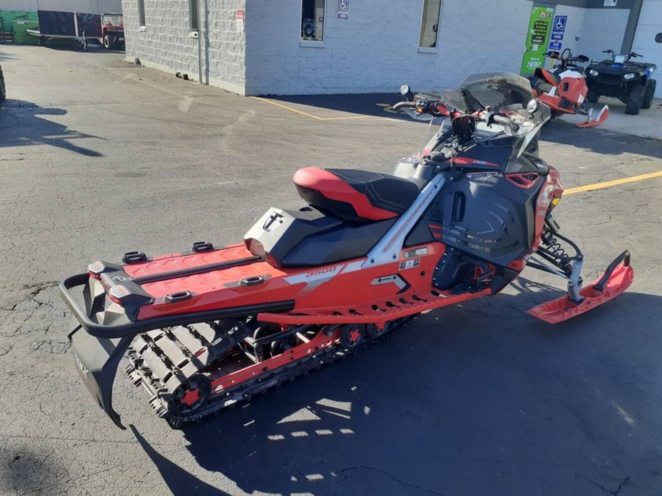 A photo of this 2022 Lynx® Rave RE