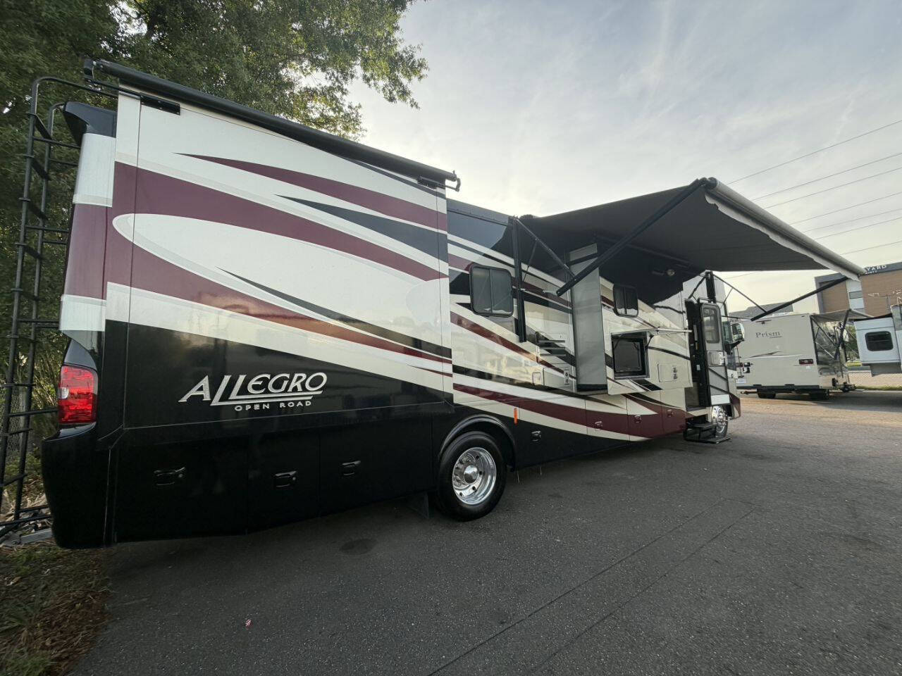2014 Tiffin Allegro 35QBA in tampa FL