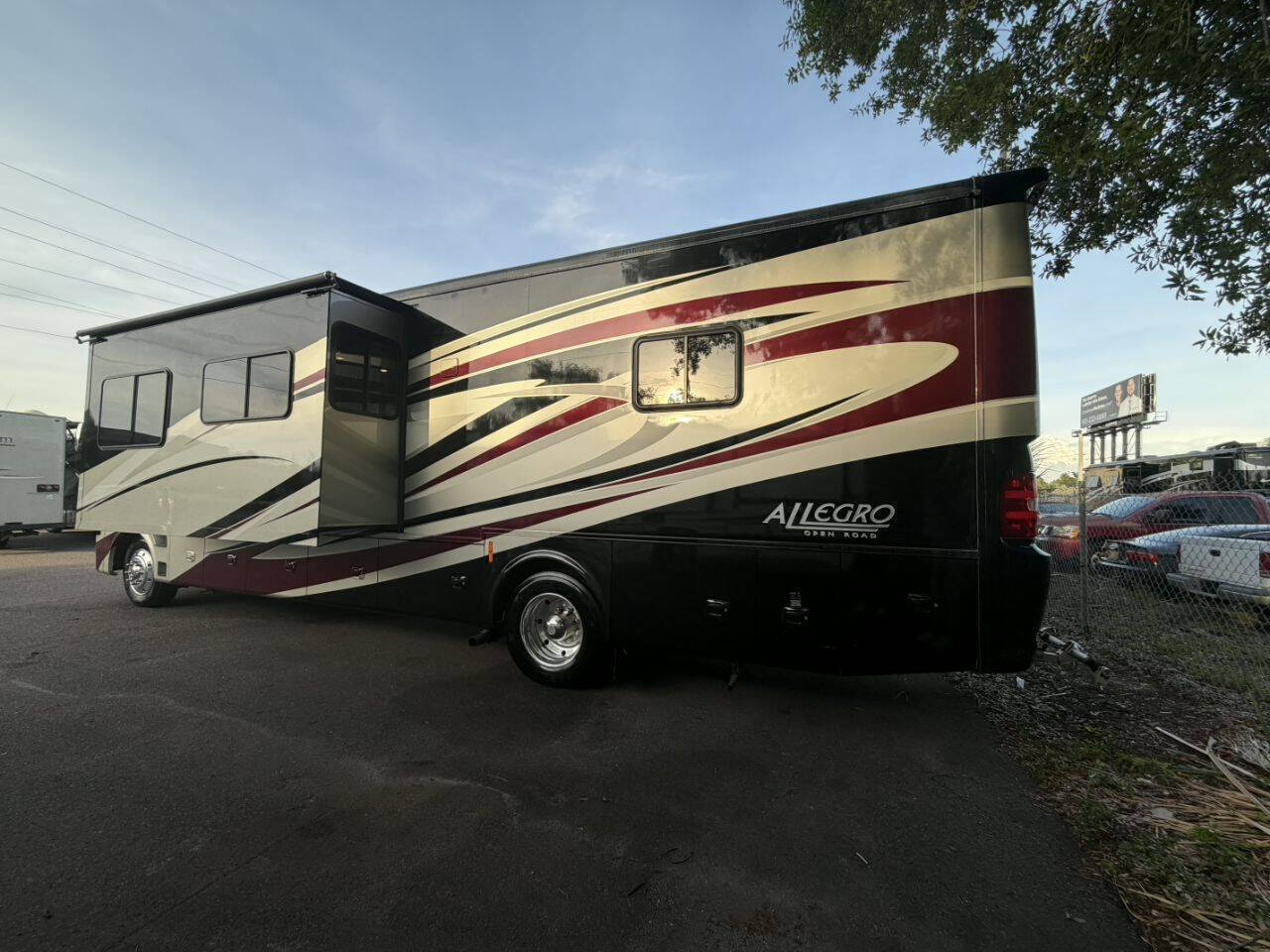 2014 Tiffin Allegro 35QBA in tampa FL