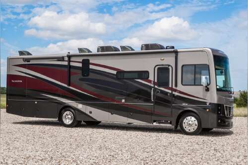 2021 Holiday Rambler Vacationer 35K in alvarado TX