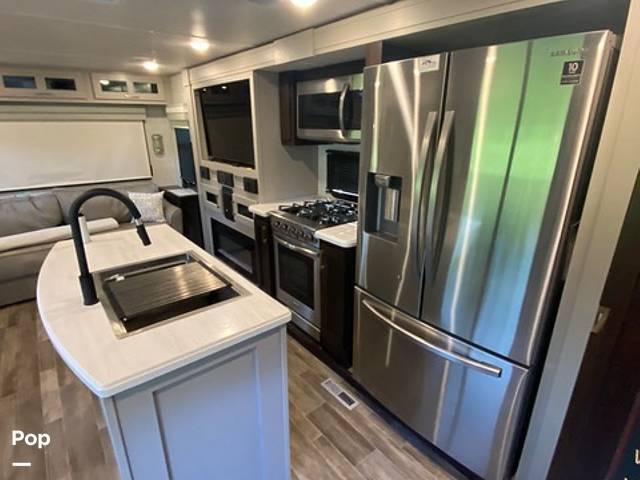 View more photos of this listing