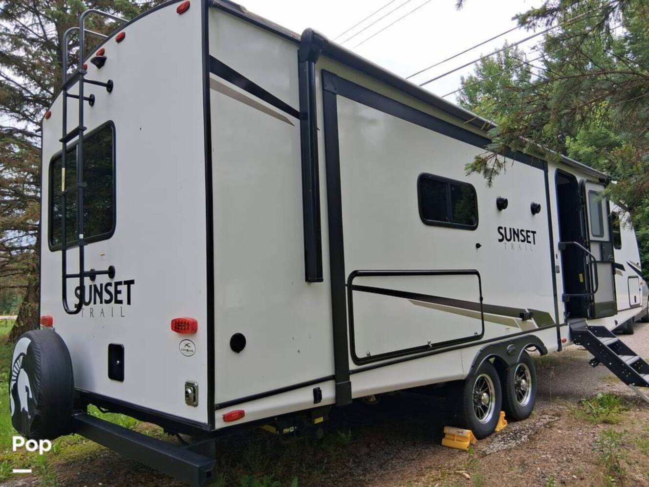 A photo of this 2024 Crossroads Sunset Trail 285CK