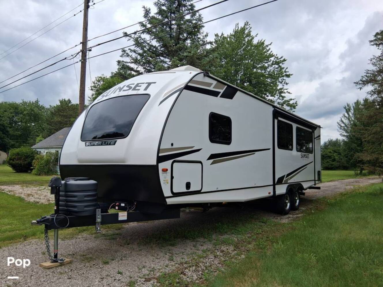 A photo of this 2024 Crossroads Sunset Trail 285CK