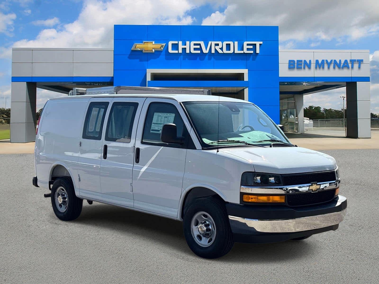 2025 CHEVROLET Express Commercial Cutaway in Concord, NC