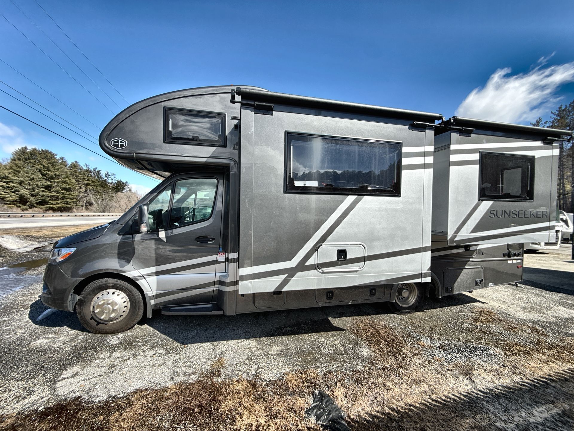 2026 Forest River Sunseeker MBS 2400BDS RV