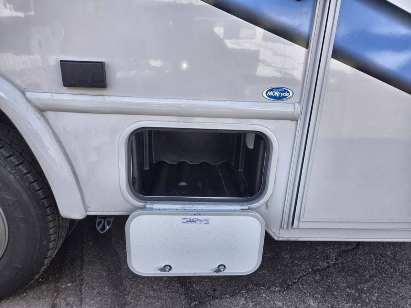 A photo of this 2026 Thor Motor Coach Geneva 19VX Chevy