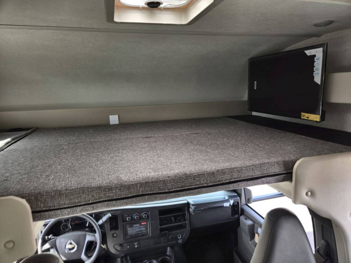 A photo of this 2026 Thor Motor Coach Geneva 19VX Chevy