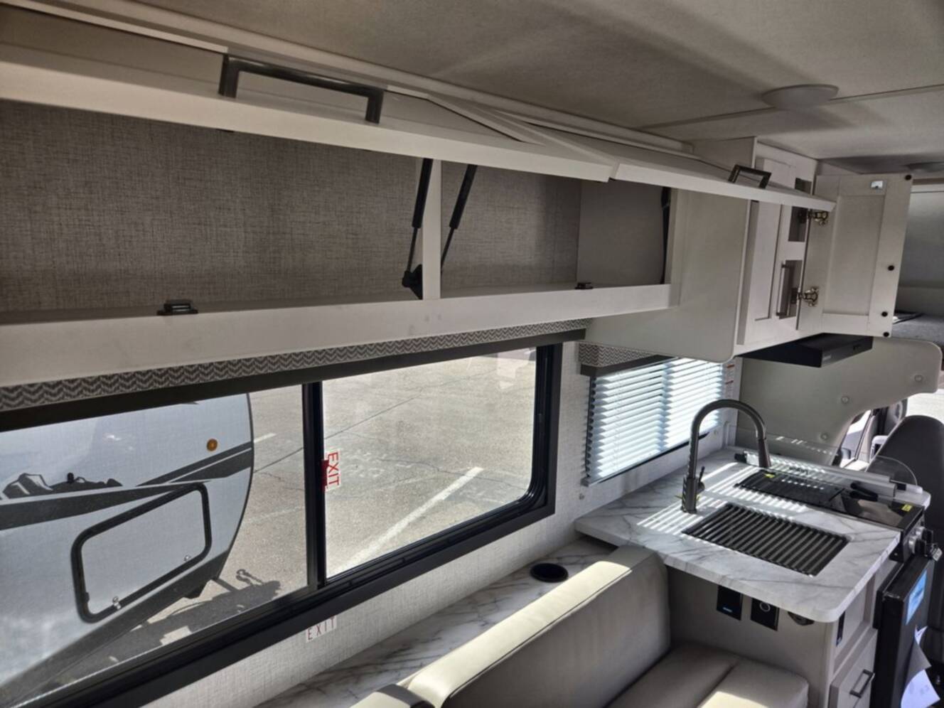 A photo of this 2026 Thor Motor Coach Geneva 19VX Chevy